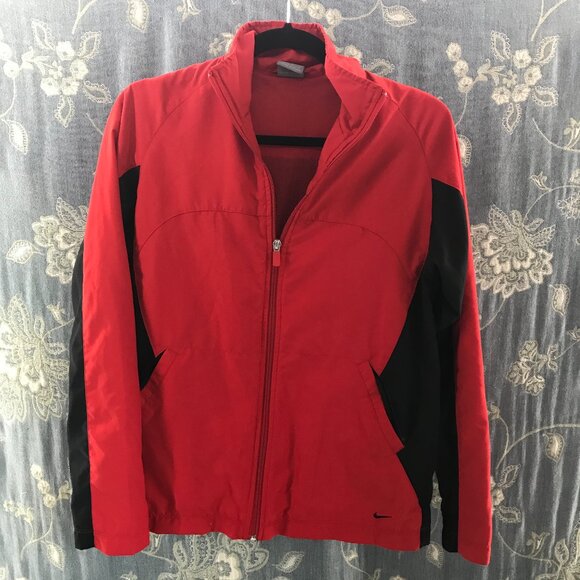 Nike red and black boxy track jacket size S - Picture 1 of 3